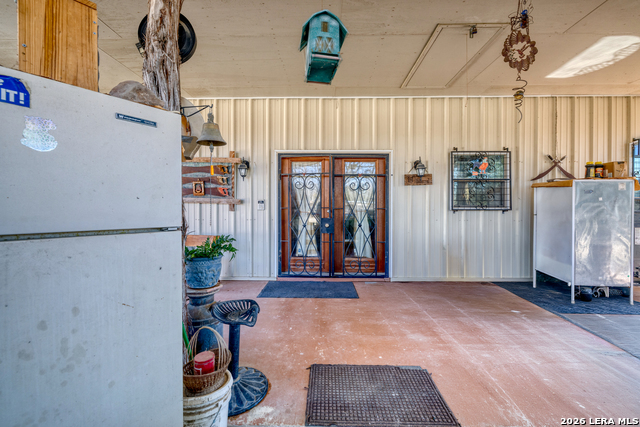 Listing photo id 16 for 1140 Curtis Bourn E