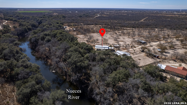 Listing photo id 1 for 1140 Curtis Bourn E