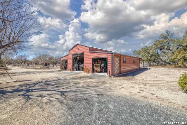 Listing photo id 4 for 1140 Curtis Bourn E