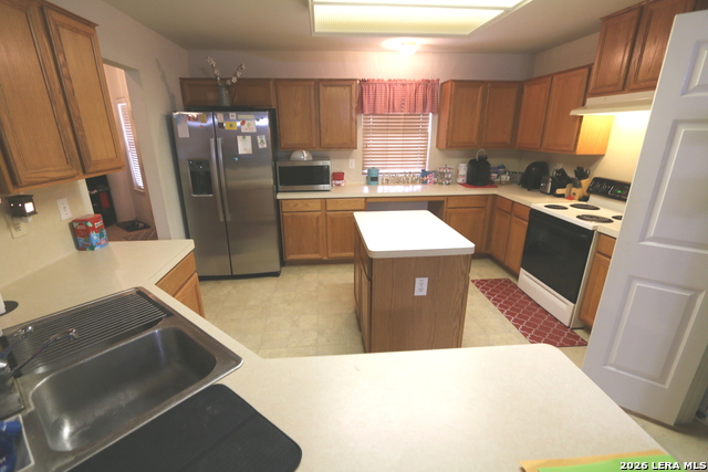 Image 12 of 38 For 9404 Crow Ln #2