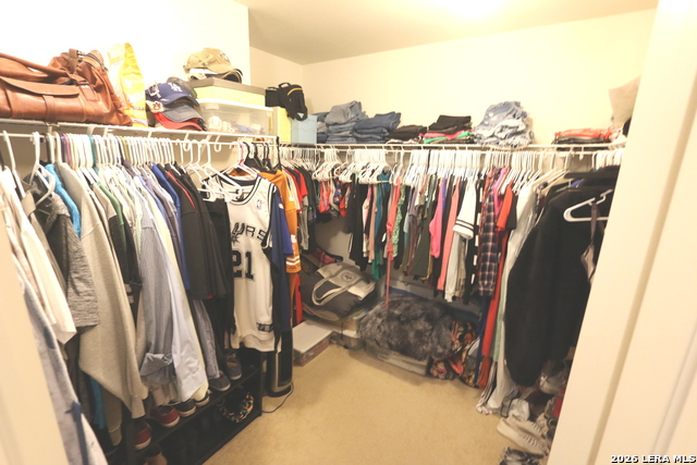 Image 17 of 38 For 9404 Crow Ln #2