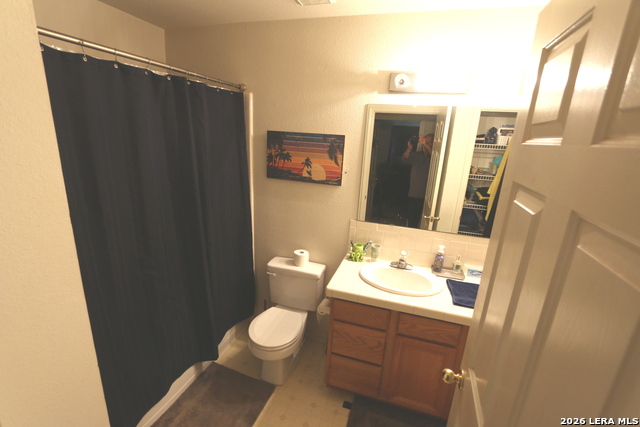 Image 20 of 38 For 9404 Crow Ln #2