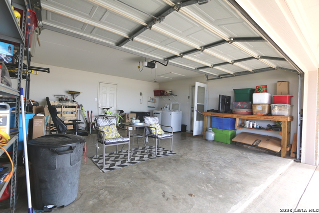 Image 23 of 38 For 9404 Crow Ln #2