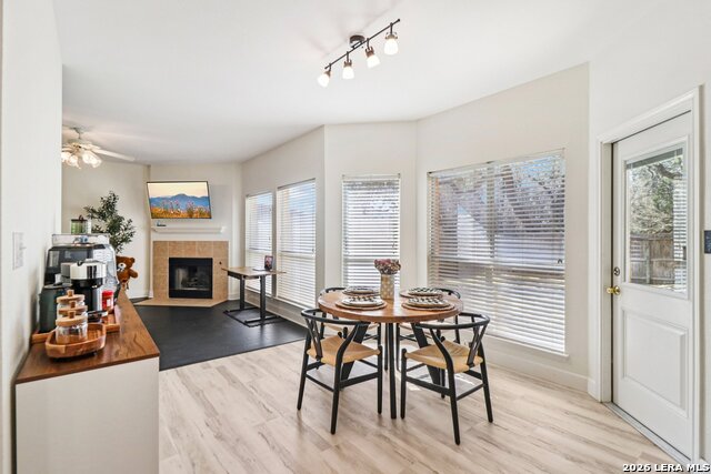 Image 16 of 43 For 24407 Flint Creek