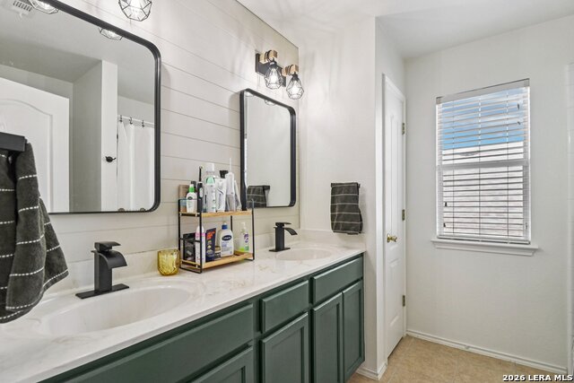 Image 31 of 43 For 24407 Flint Creek