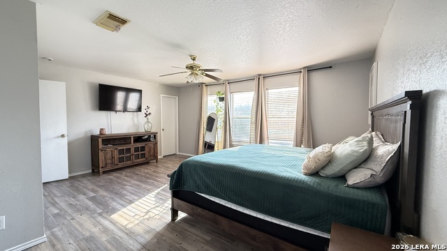 Image 13 of 22 For 34 Beacon Bay