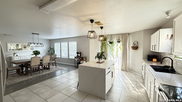 Image 7 of 22 For 34 Beacon Bay