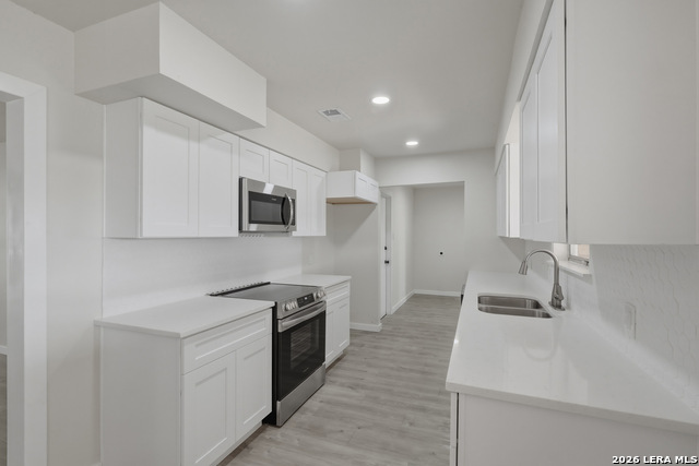 Image 8 of 19 For 8702 Dudley  