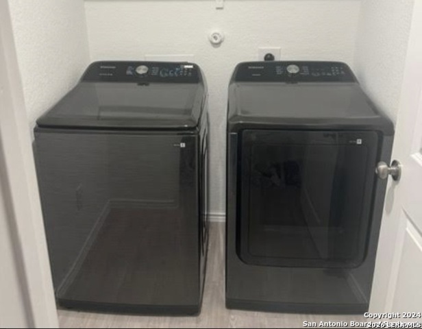 Image 10 of 12 For 5958 Companion Loop