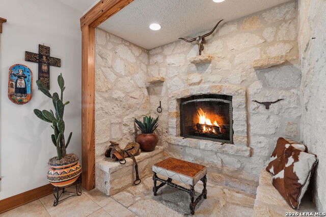 Image 17 of 78 For 521 Bluff Creek Road