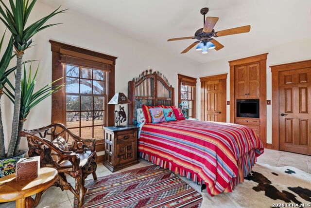 Image 51 of 78 For 521 Bluff Creek Road