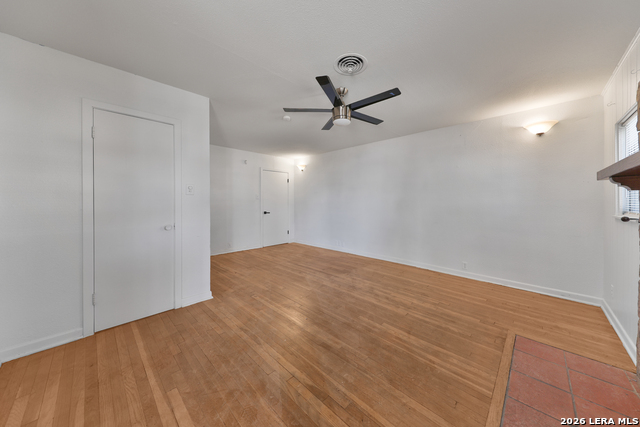 Image 2 of 16 For 518 Dresden  