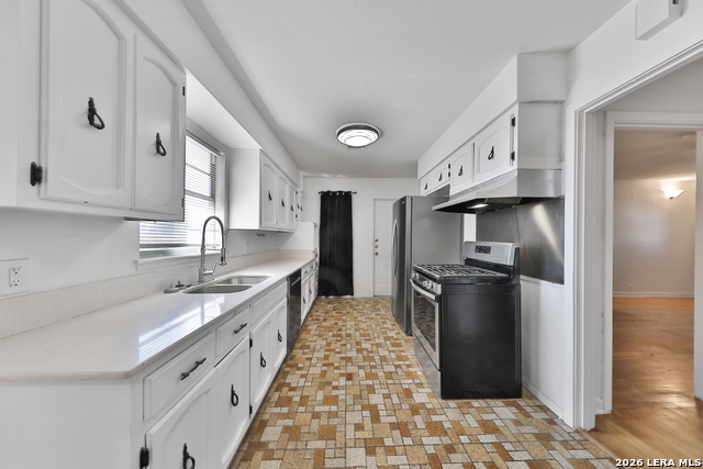 Image 5 of 16 For 518 Dresden  