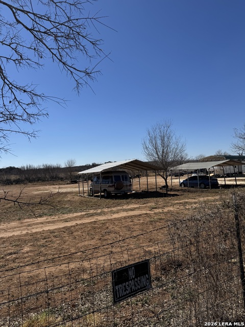 Listing photo id 2 for 377 County Road 743
