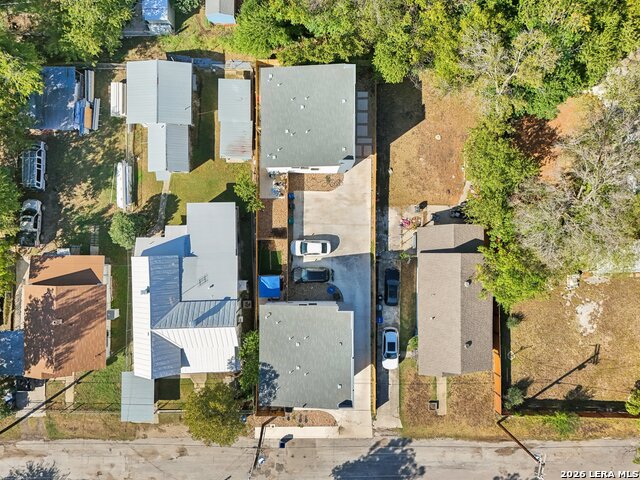 Image 10 of 16 For 317 Toledo  