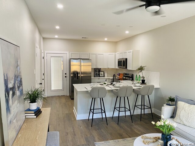 Image 8 of 16 For 317 Toledo  