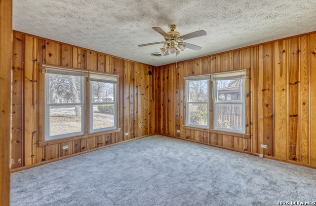 Image 18 of 27 For 227 Mueller  