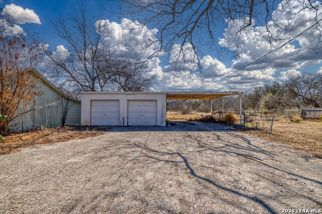 Image 25 of 27 For 227 Mueller  