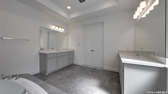 Image 9 of 20 For 24110 Sidehill Lie