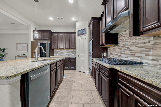 Image 27 of 43 For 217 James Fannin