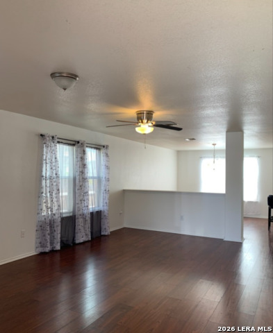 Image 4 of 11 For 9818 Copper Elm