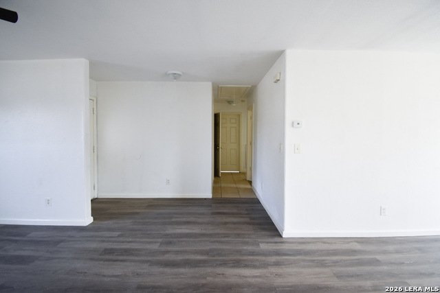 Image 19 of 47 For 346 Ashland  