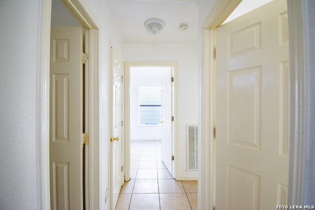 Image 28 of 47 For 346 Ashland  