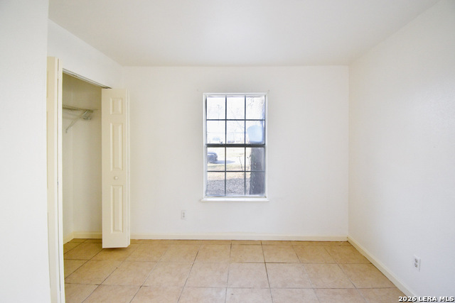 Image 31 of 47 For 346 Ashland  