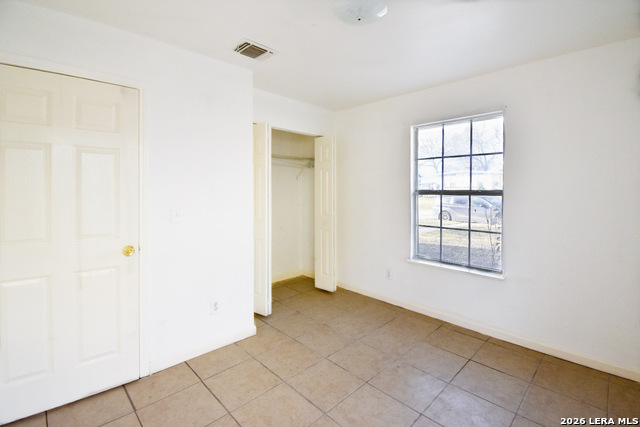 Image 32 of 47 For 346 Ashland  