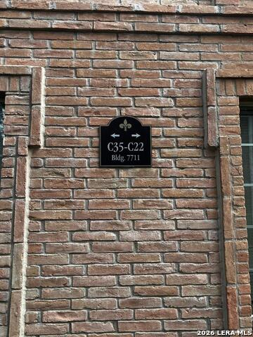 Image 2 of 30 For 7711 Broadway  31c