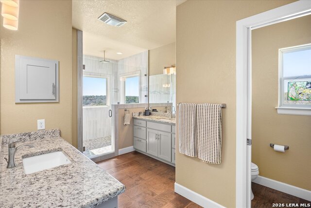 Image 24 of 53 For 99 Alex Circle