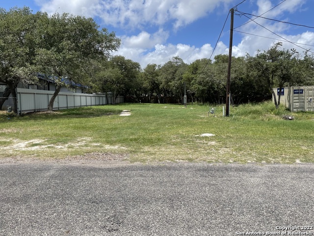 Details for 829 Fuqua St S, Rockport, TX 78382