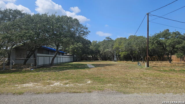 Image 5 of 10 For 829 Fuqua St S