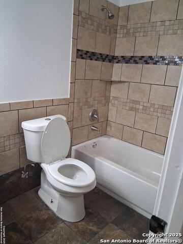 Image 9 of 13 For 8424 Forest Ridge