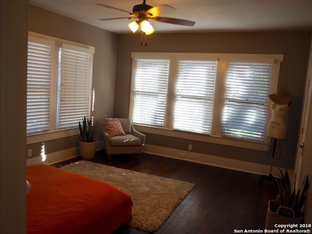 Image 17 of 24 For 1118 W Mistletoe Ave W