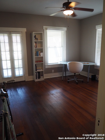 Image 19 of 24 For 1118 W Mistletoe Ave W