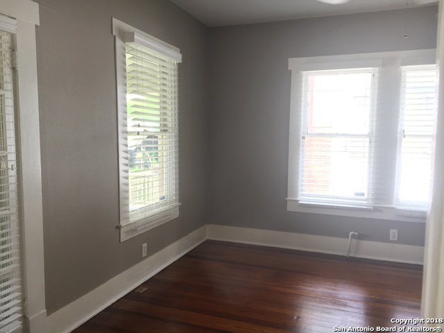 Image 21 of 24 For 1118 W Mistletoe Ave W