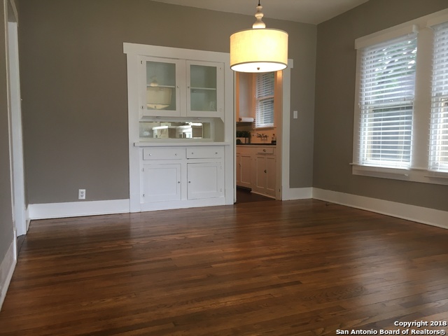 Image 9 of 24 For 1118 W Mistletoe Ave W