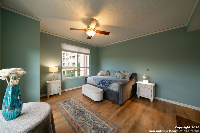 Image 11 of 19 For 1 Towers Park  212