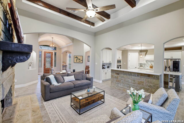 Image 14 of 49 For 117 Crescent Rdg