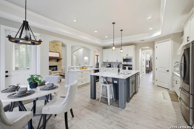 Image 18 of 49 For 117 Crescent Rdg