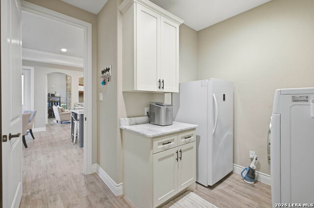 Image 24 of 49 For 117 Crescent Rdg