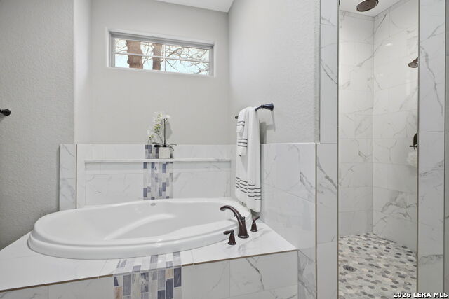 Image 31 of 49 For 117 Crescent Rdg