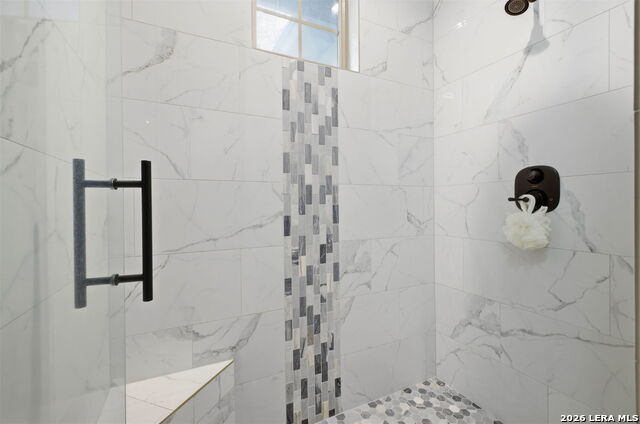 Image 33 of 49 For 117 Crescent Rdg