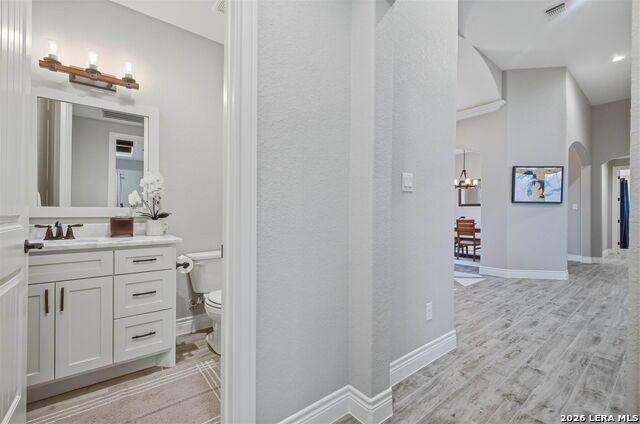 Image 38 of 49 For 117 Crescent Rdg