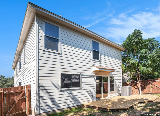 Image 18 of 18 For 742 Pinafore