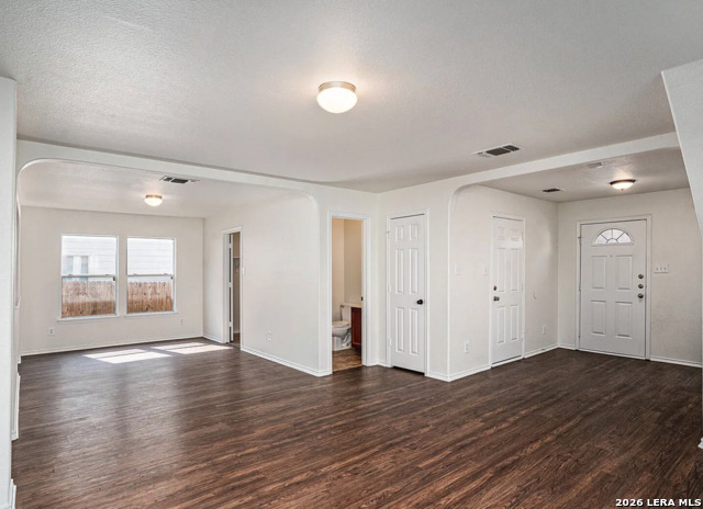 Image 4 of 18 For 742 Pinafore