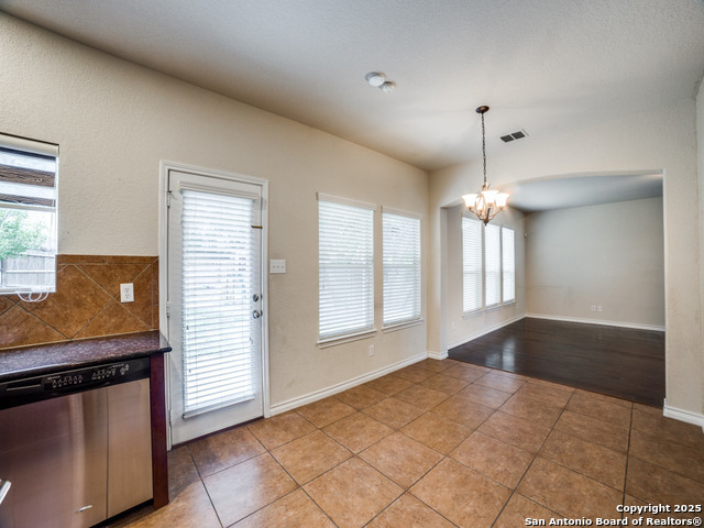 Image 15 of 32 For 7618 Mission Point