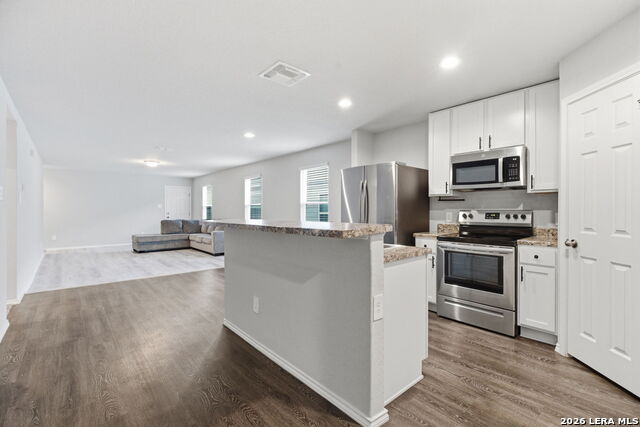 Image 5 of 19 For 13012 Heathers Reef