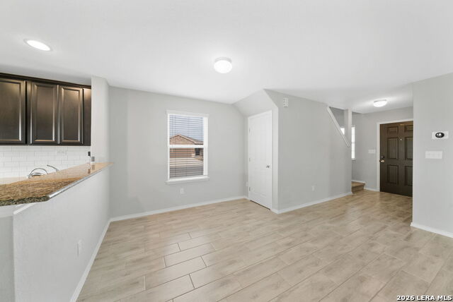 Image 14 of 31 For 12042 Silver Light